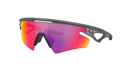 Lunettes de soleil Oakley Sphaera slash OO9499 06 136-36 Carbon en stock